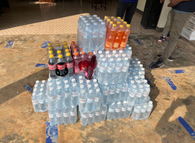 วันที่ 12 มีนาคม 2567 มอบน้ำดื่ม น้ำอัดลม ... พารามิเตอร์รูปภาพ 1